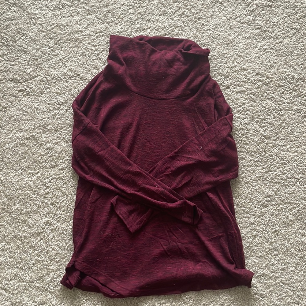 Burgundy cowl neck long sleeve sweater top